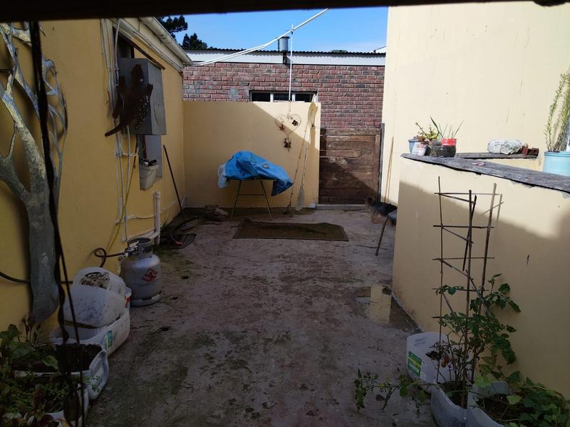 2 Bedroom Property for Sale in Albertinia Western Cape